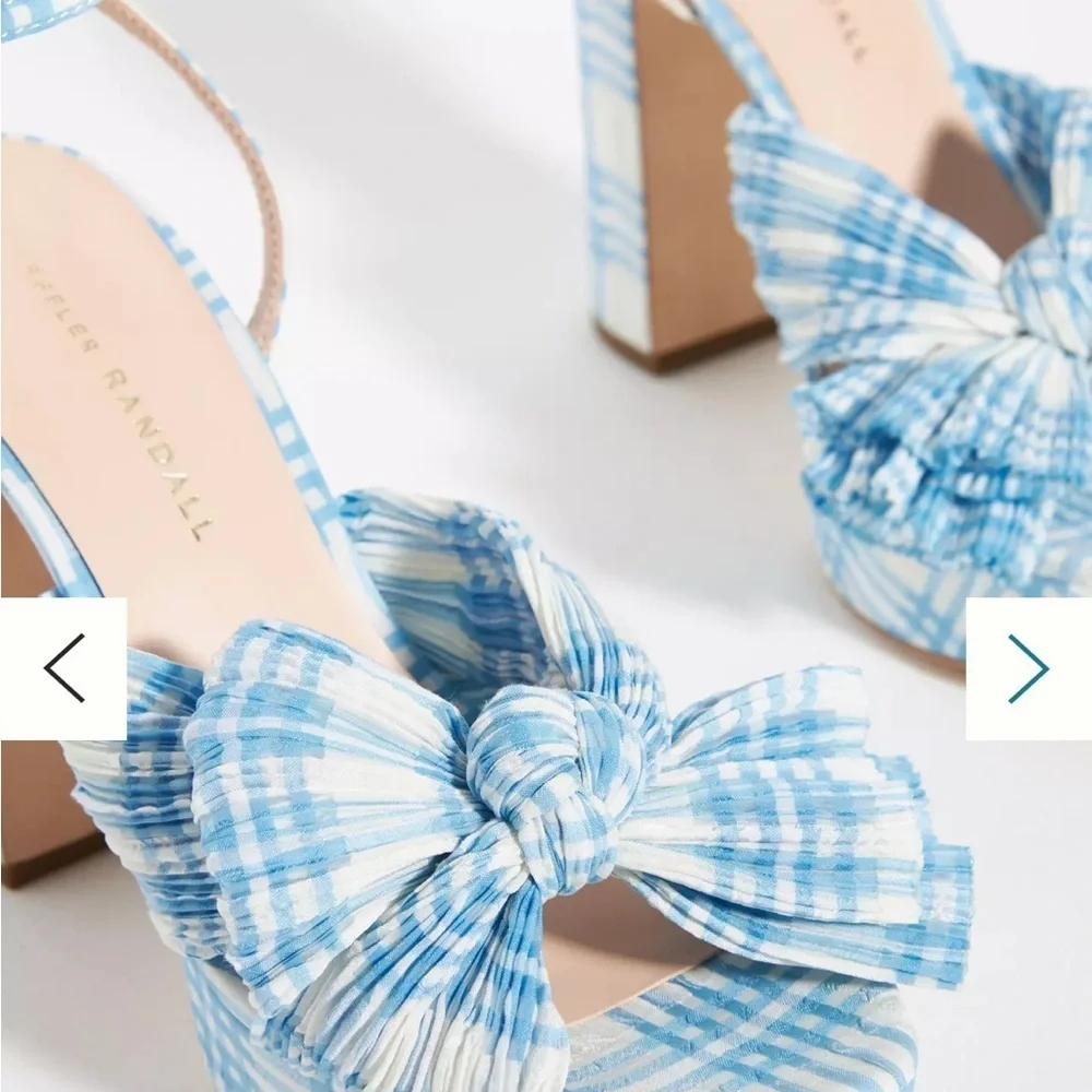 Loeffler Randall step out